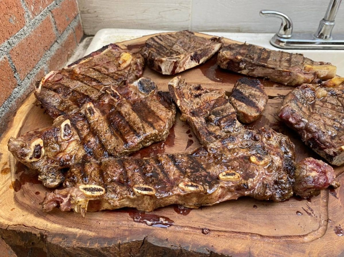 sellando-la-carne-asada-10 - Regio Asador carne asada a la parrilla